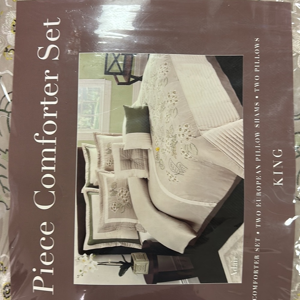 Adair 8 piece comfort set 2 Bonus Decorative Pillow